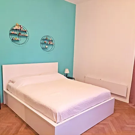 Luisa In Old Town Apartment
